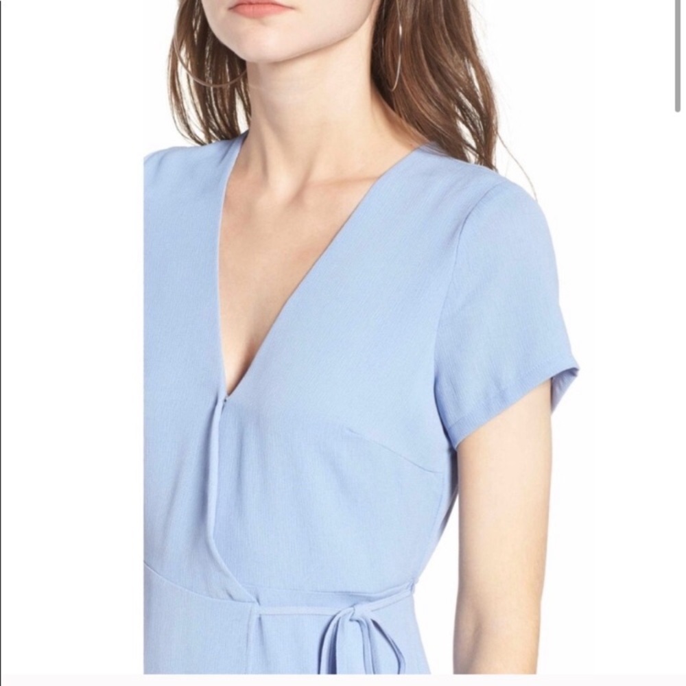 Lush, light purple wrap dress - Picture 2 of 6